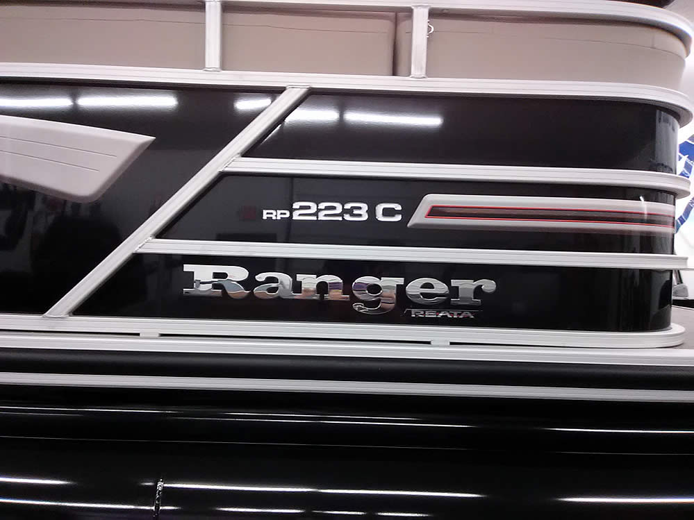 Ranger RP223C Cruise Pontoon - Blackout